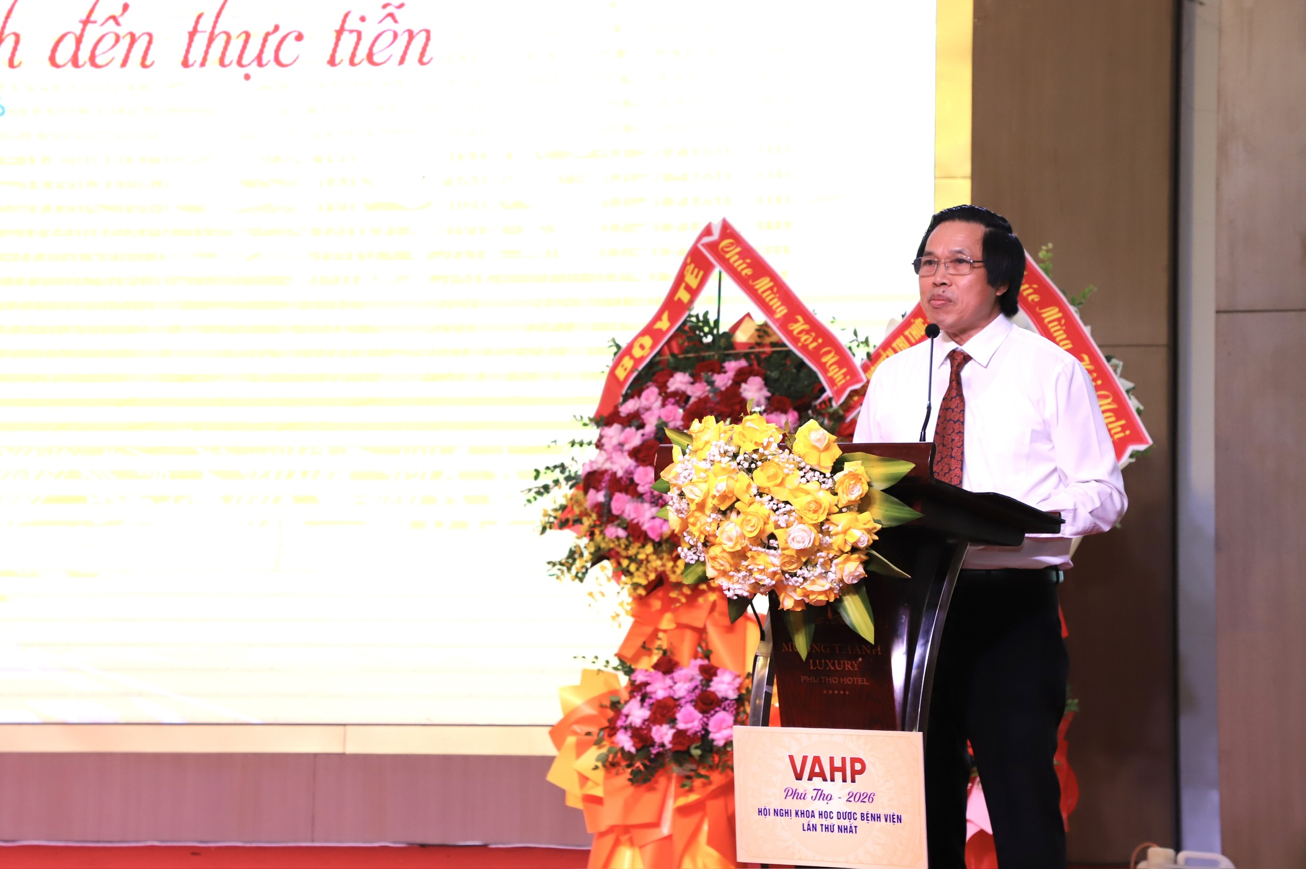 Thứ trưởng Trần Văn Thuấn: Dược bệnh viện phải thành một trụ cột của chất lượng điều trị và an toàn người bệnh- Ảnh 3.