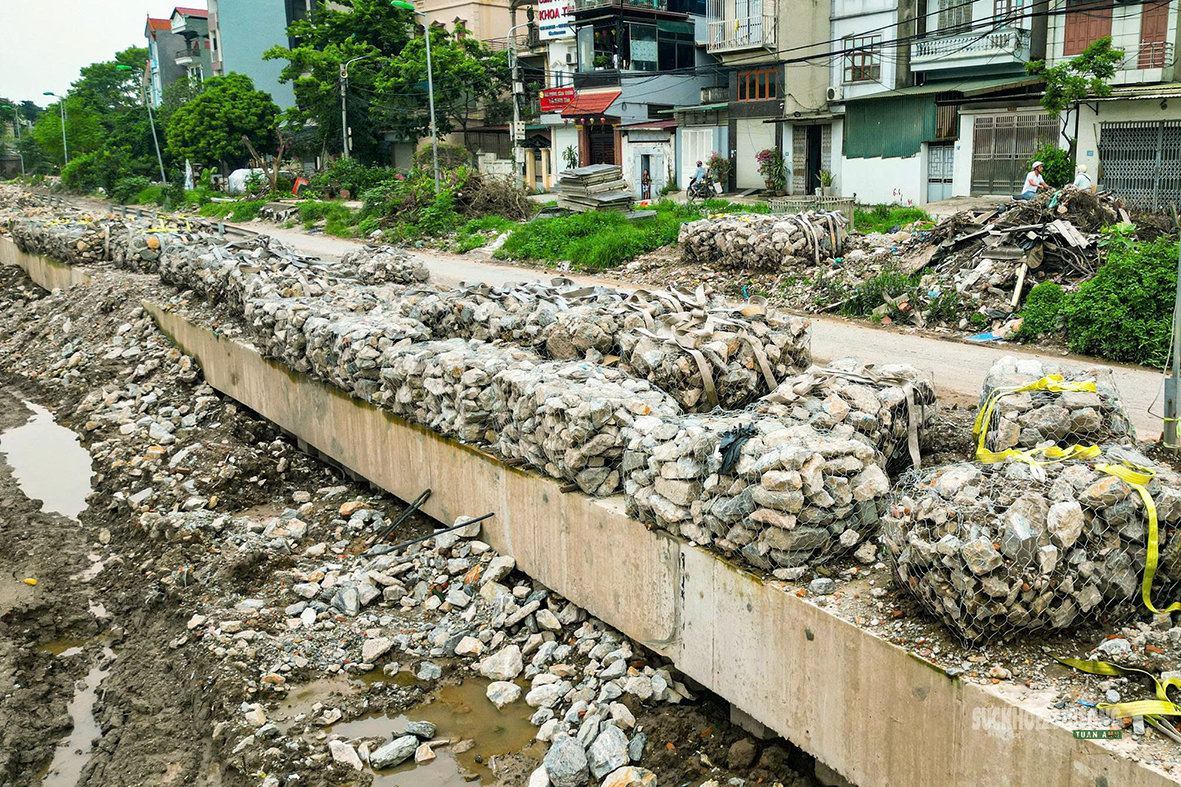 Hạ lưu sông Kim Ngưu đổi diện mạo sau hơn nửa năm cải tạo tại Hà Nội - Ảnh 4.