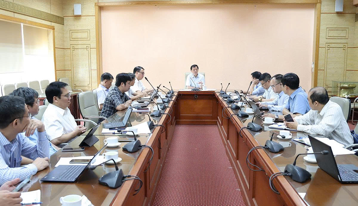 Thứ trưởng Nguyễn Tri Thức thúc đẩy dữ liệu Y tế , xây dựng hệ thống Y tế thông minh 2026 - Ảnh 4.