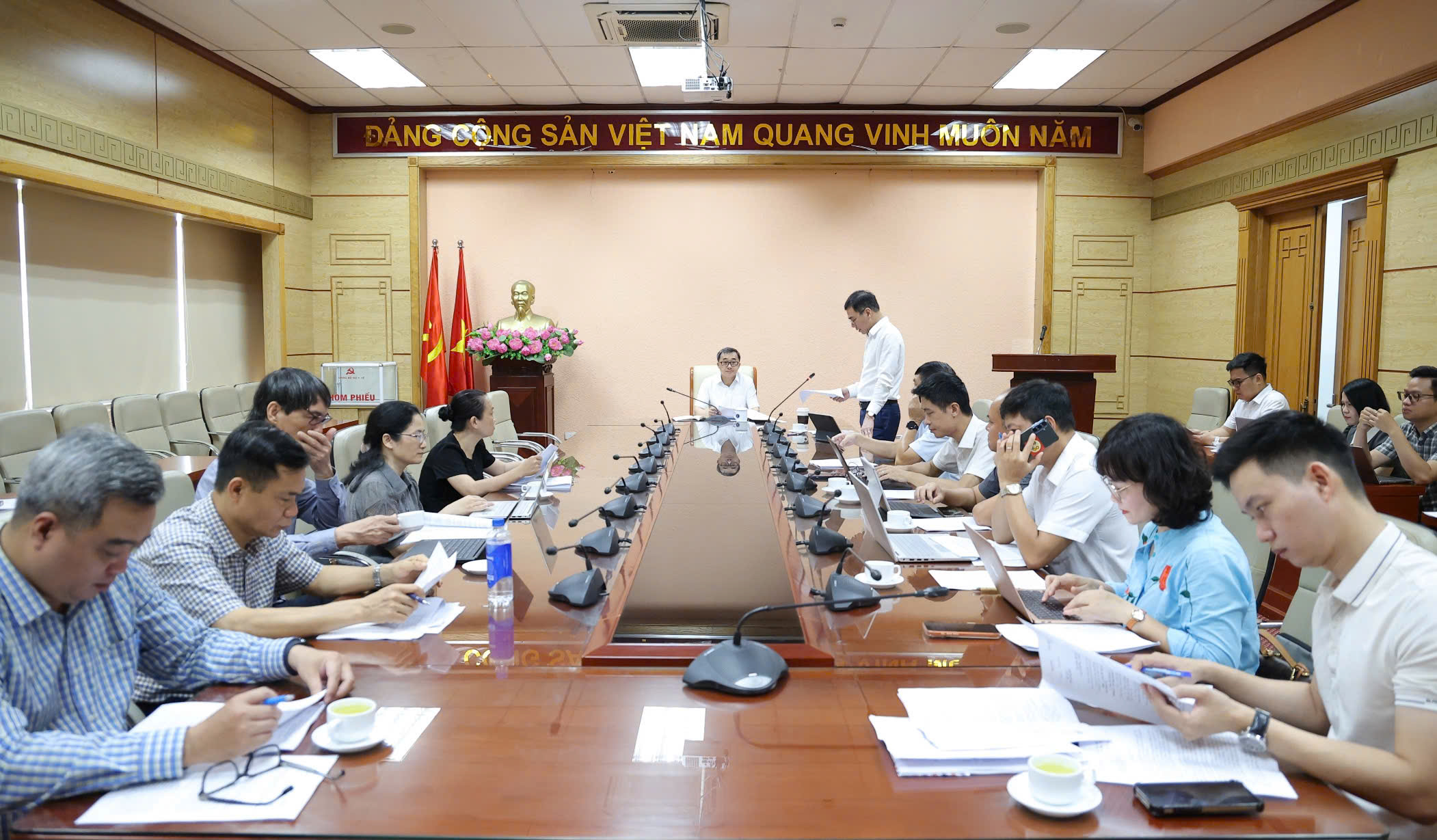 Đề xuất luật hóa quy định cấm thuốc lá điện tử, nung nóng và cấm trưng bày thuốc lá tại điểm bán- Ảnh 10.