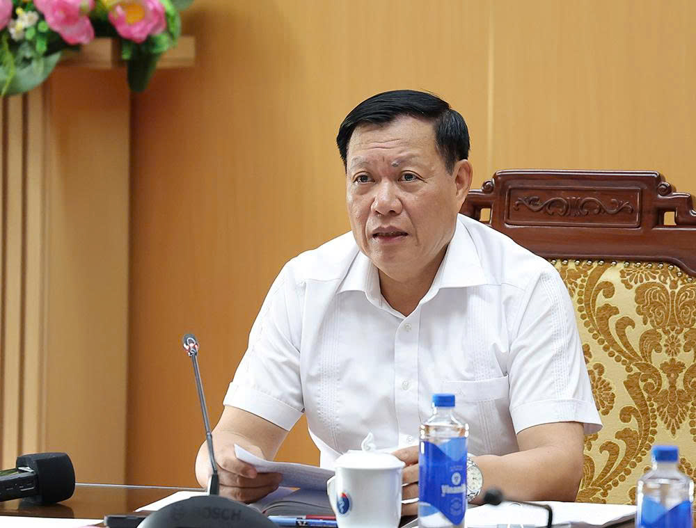 Gallery - Thứ trưởng Đỗ Xuân Tuyên: Hoàn thiện chặt chẽ Đề án thống nhất đầu mối quản lý an toàn thực phẩm - image 3