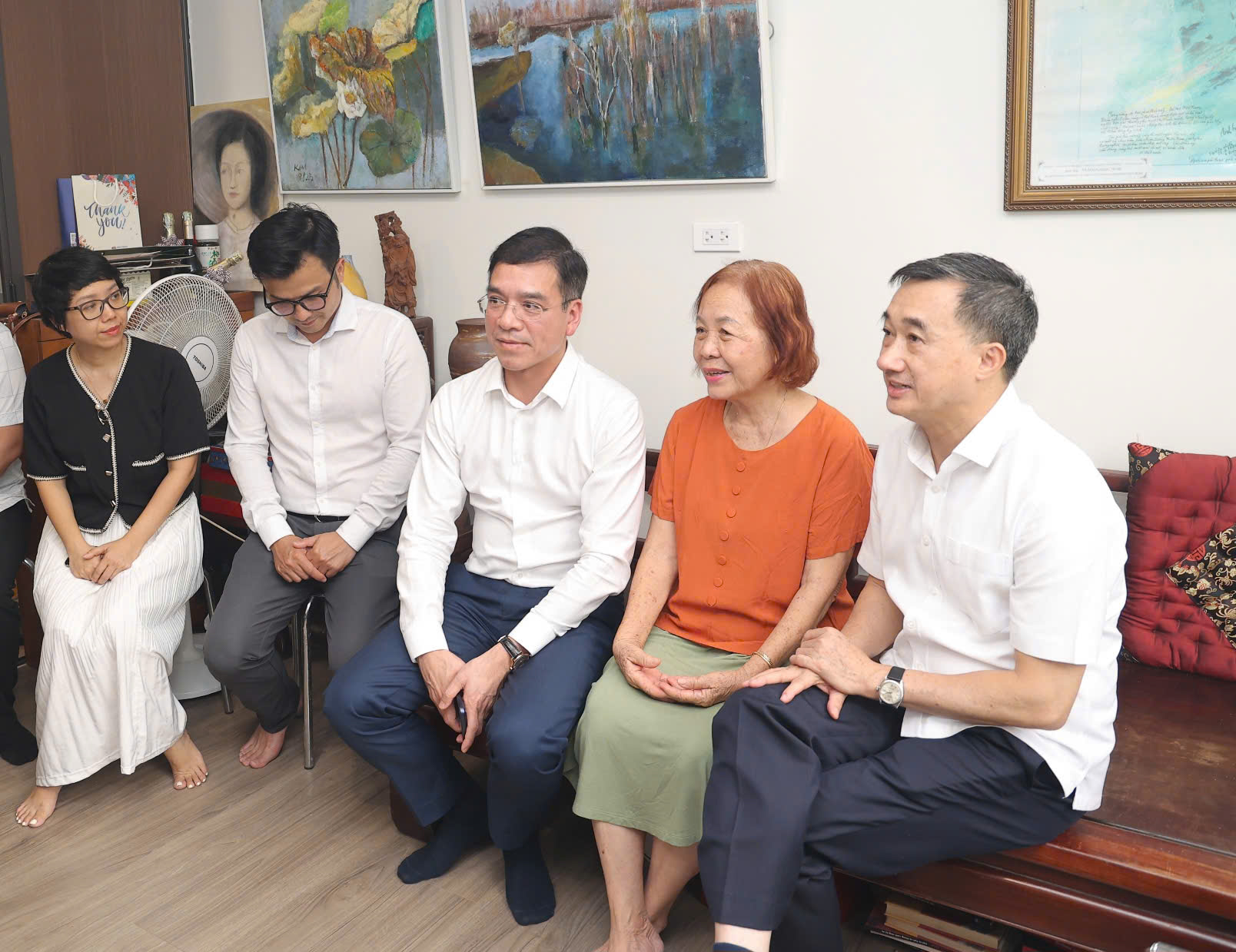 Thứ trưởng Trần Văn Thuấn tri ân gia đình Liệt sĩ bác sĩ Đặng Thùy Trâm nhân ngày Thương binh Liệt sĩ - Ảnh 3.