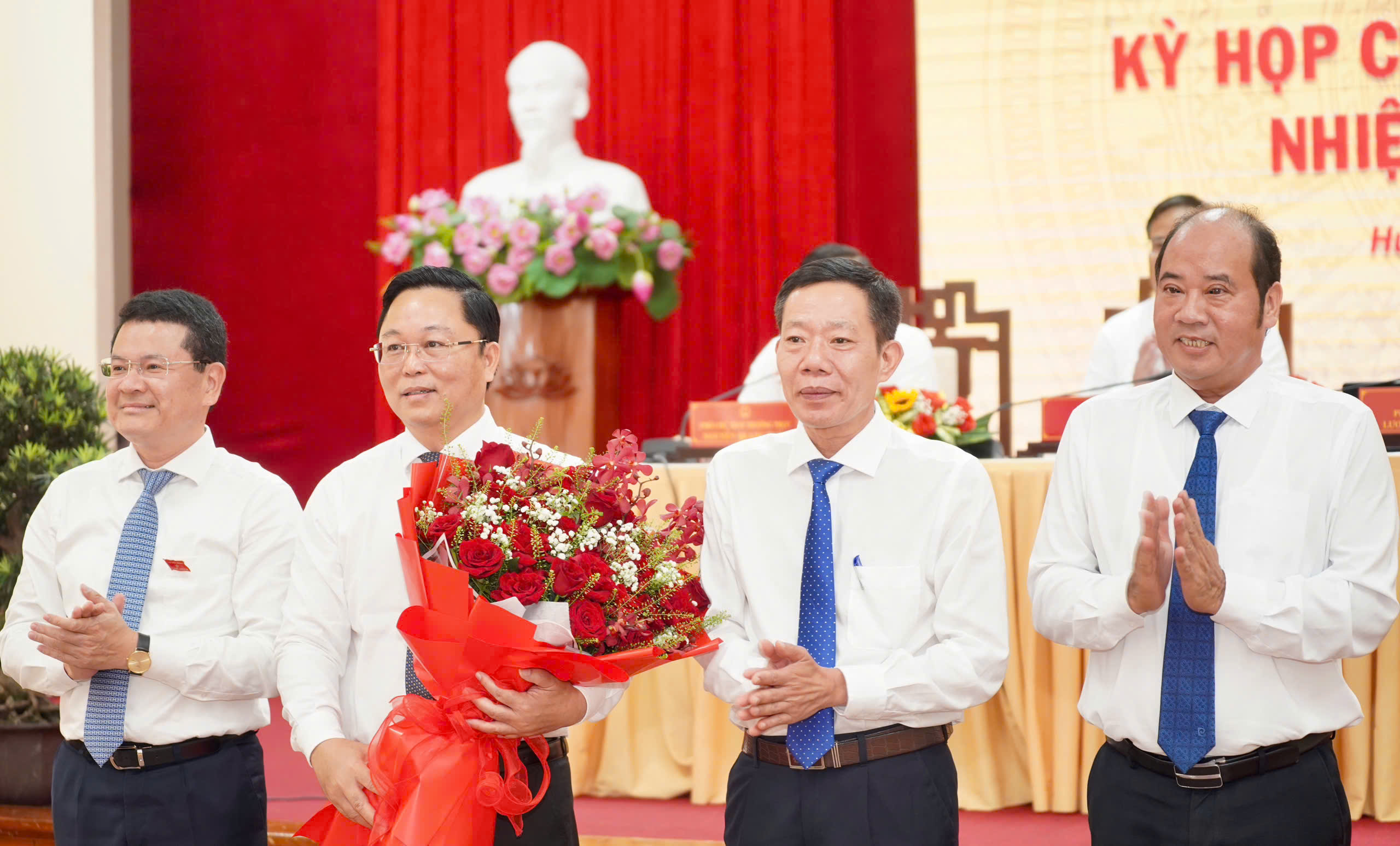 TP Huế có tân Chủ tịch UBND - Ảnh 2.