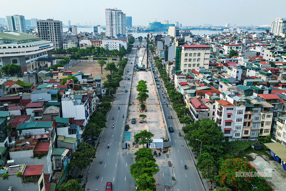 Gần 500m đường Văn Cao được rào chắn thi công ga S1 metro số 5- Ảnh 11.