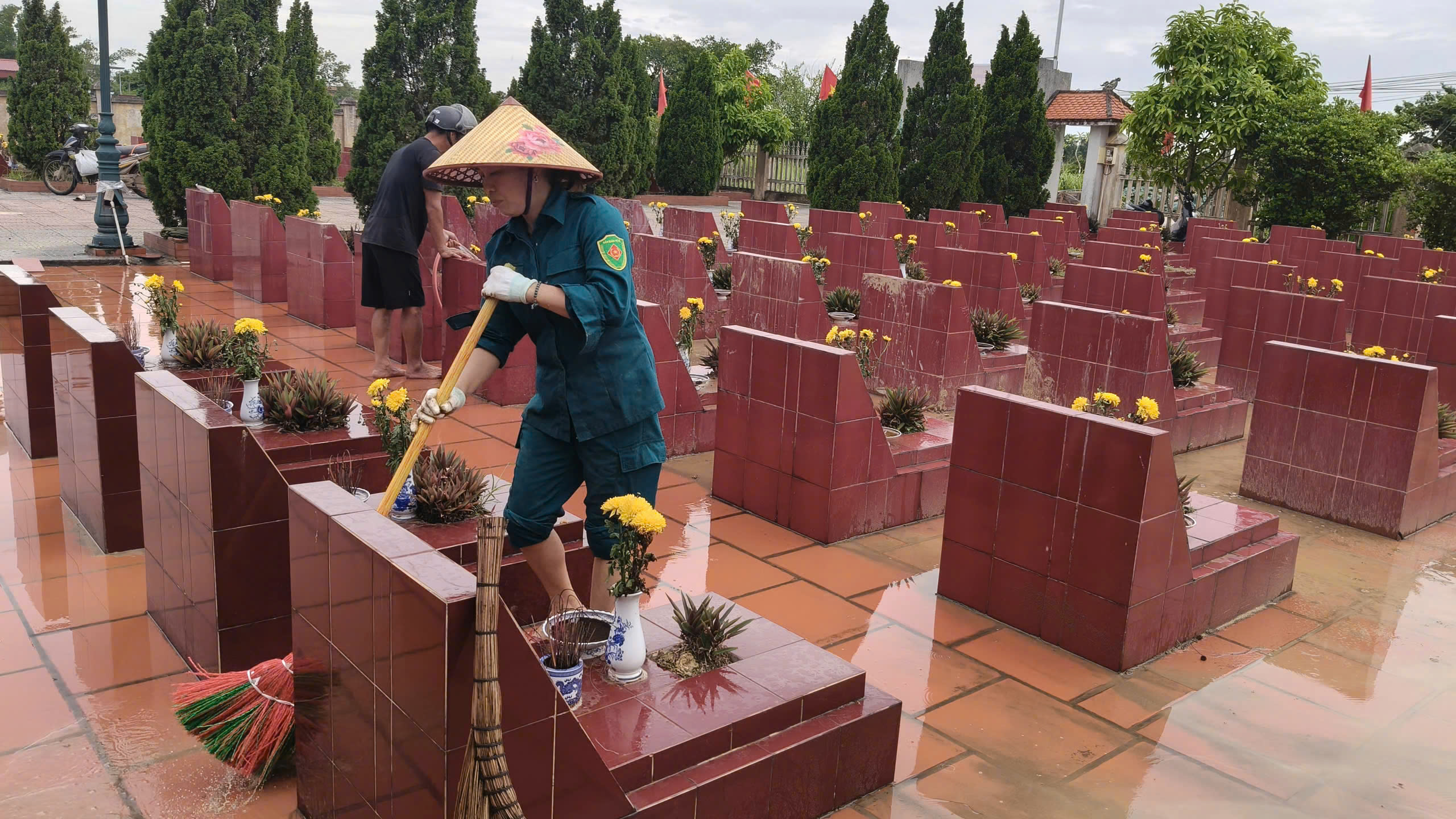Gallery - Chiến dịch 500 ngày đêm ở Hải Phòng: Lấy mẫu ADN cho liệt sĩ vô danh - image 1