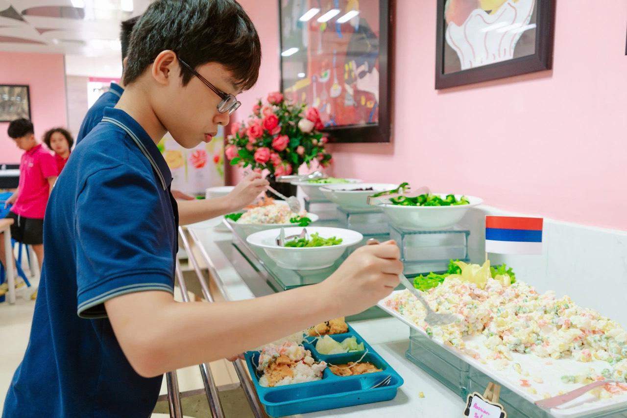 Tháp dinh dưỡng cho trẻ em: 'Kim chỉ nam' giúp cha mẹ xây dựng bữa ăn cân bằng cho con - Ảnh 3.