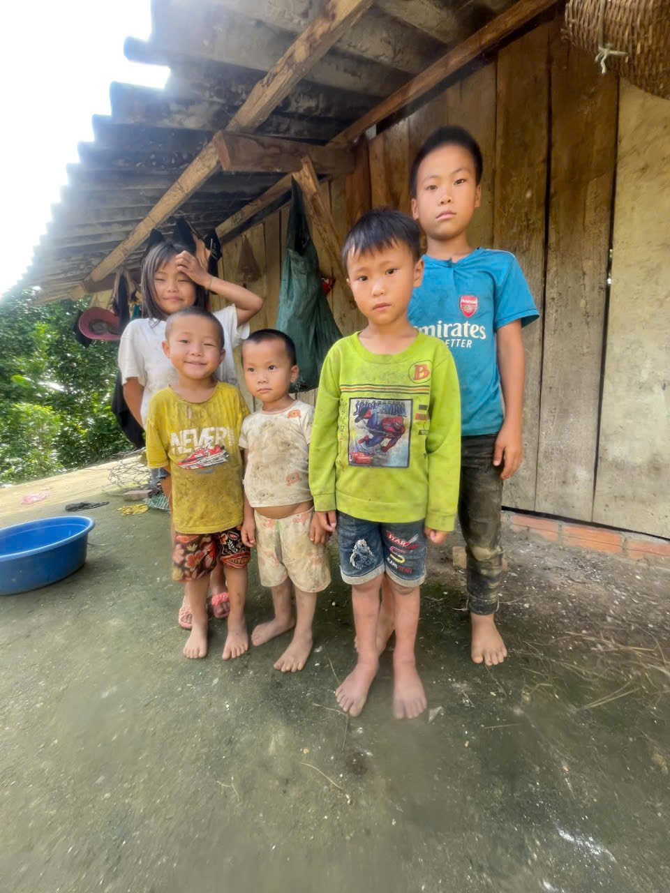 Chồng vừa mất vì tai biến, người phụ nữ lo cho 5 con nhỏ lại cấp cứu vì bệnh tật cần sự trợ giúp- Ảnh 3.