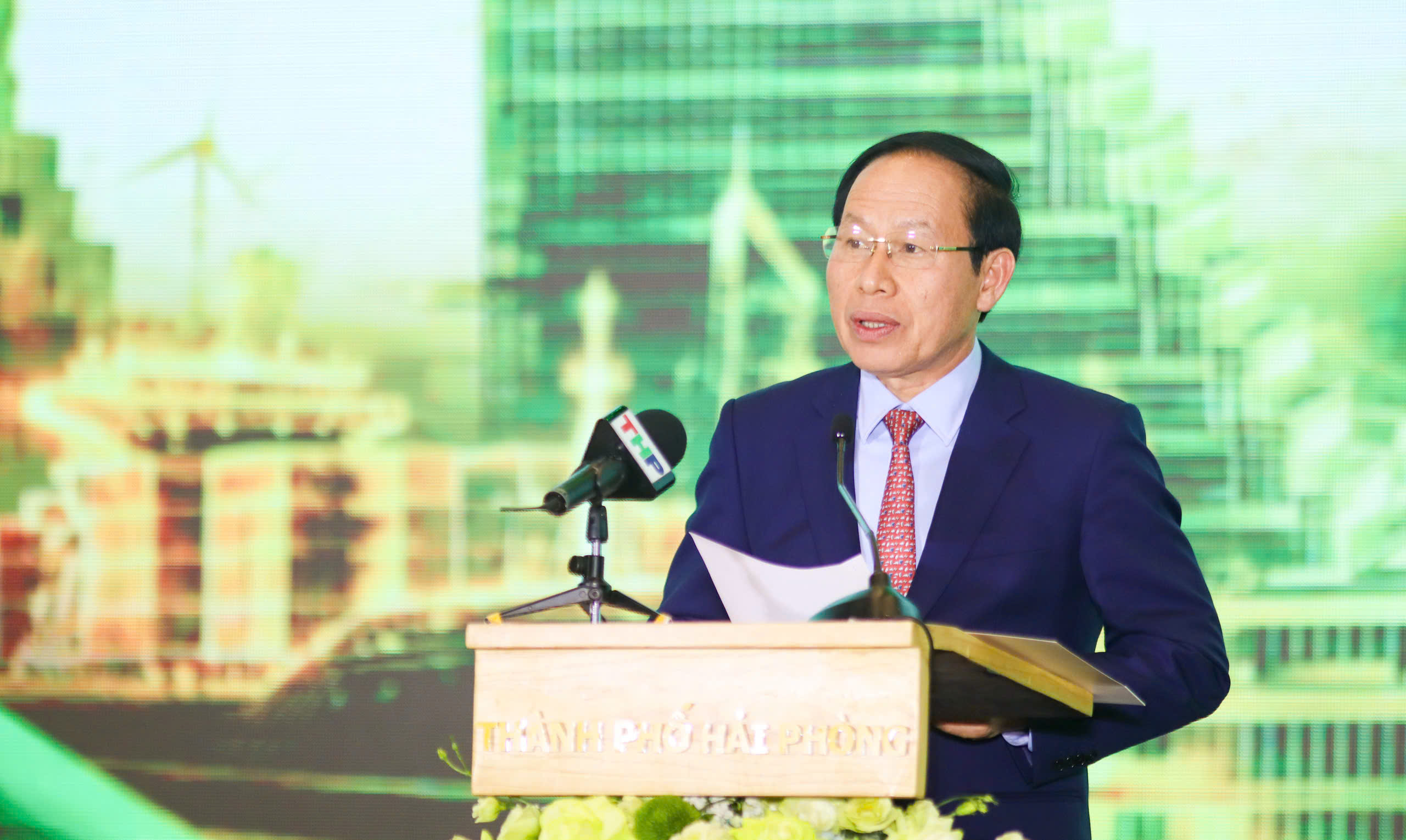 Công bố các Quyết định của Thủ tướng Chính phủ về Khu kinh tế và khởi động Khu Thương mại tự do Hải Phòng- Ảnh 2.