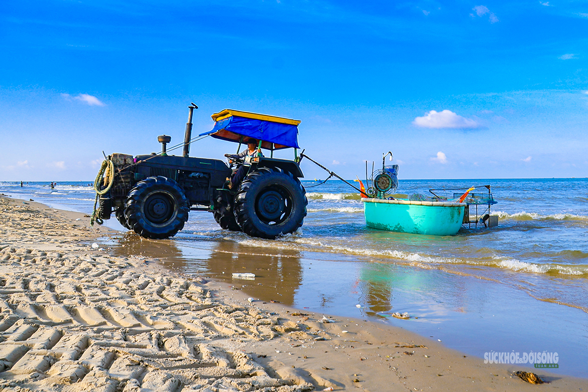 Những người giữ nhịp sống làng chài Long Hải- Ảnh 4.