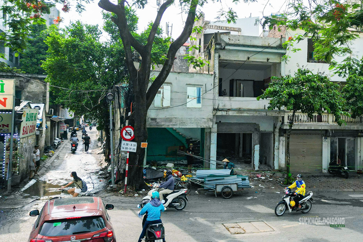 Mở rộng ngõ 381 Nguyễn Khang, xóa điểm nghẽn lâu năm - Ảnh 3.