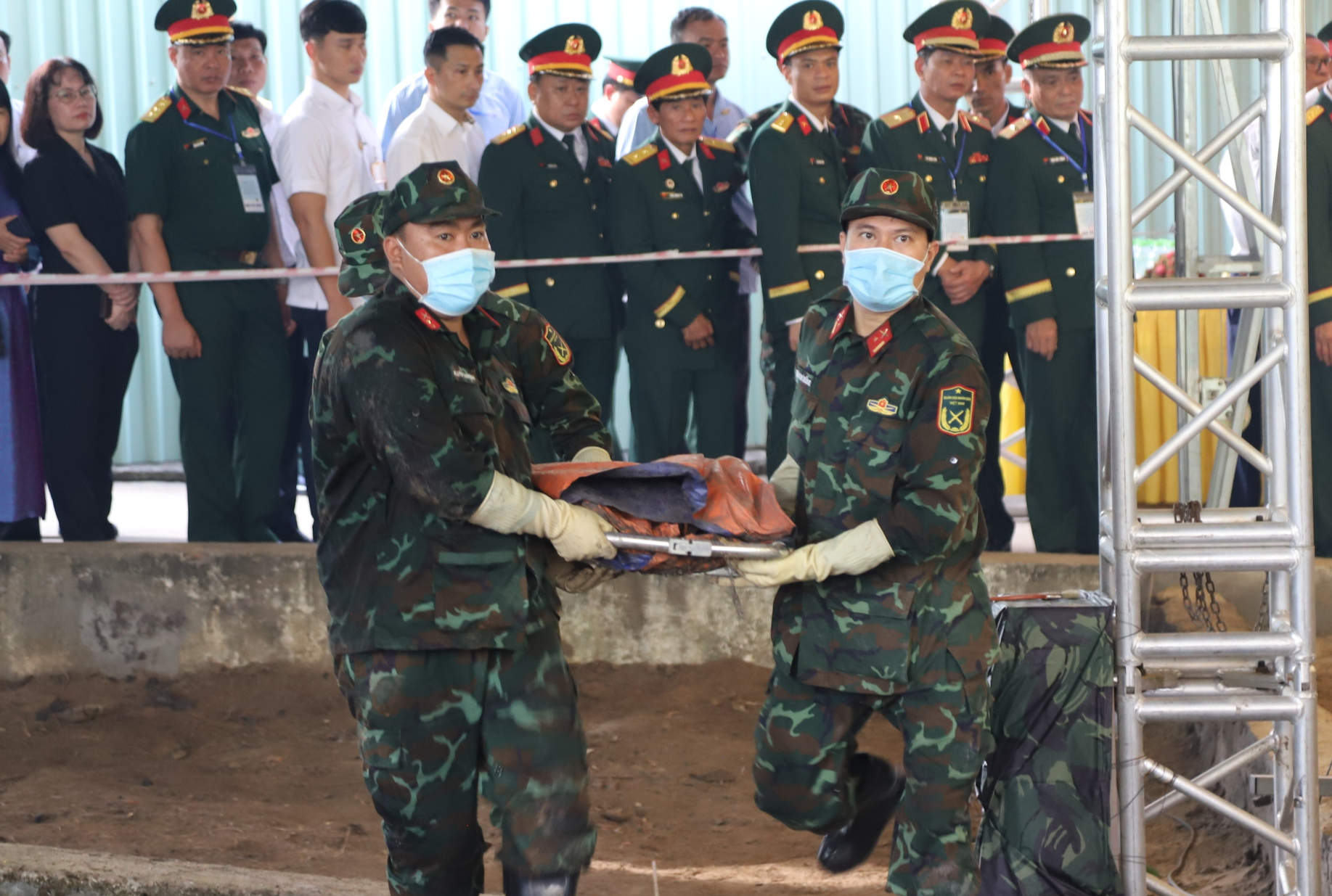 Gallery - Hình ảnh công tác quy tập hài cốt liệt sĩ tại Công viên Lê Thị Riêng
