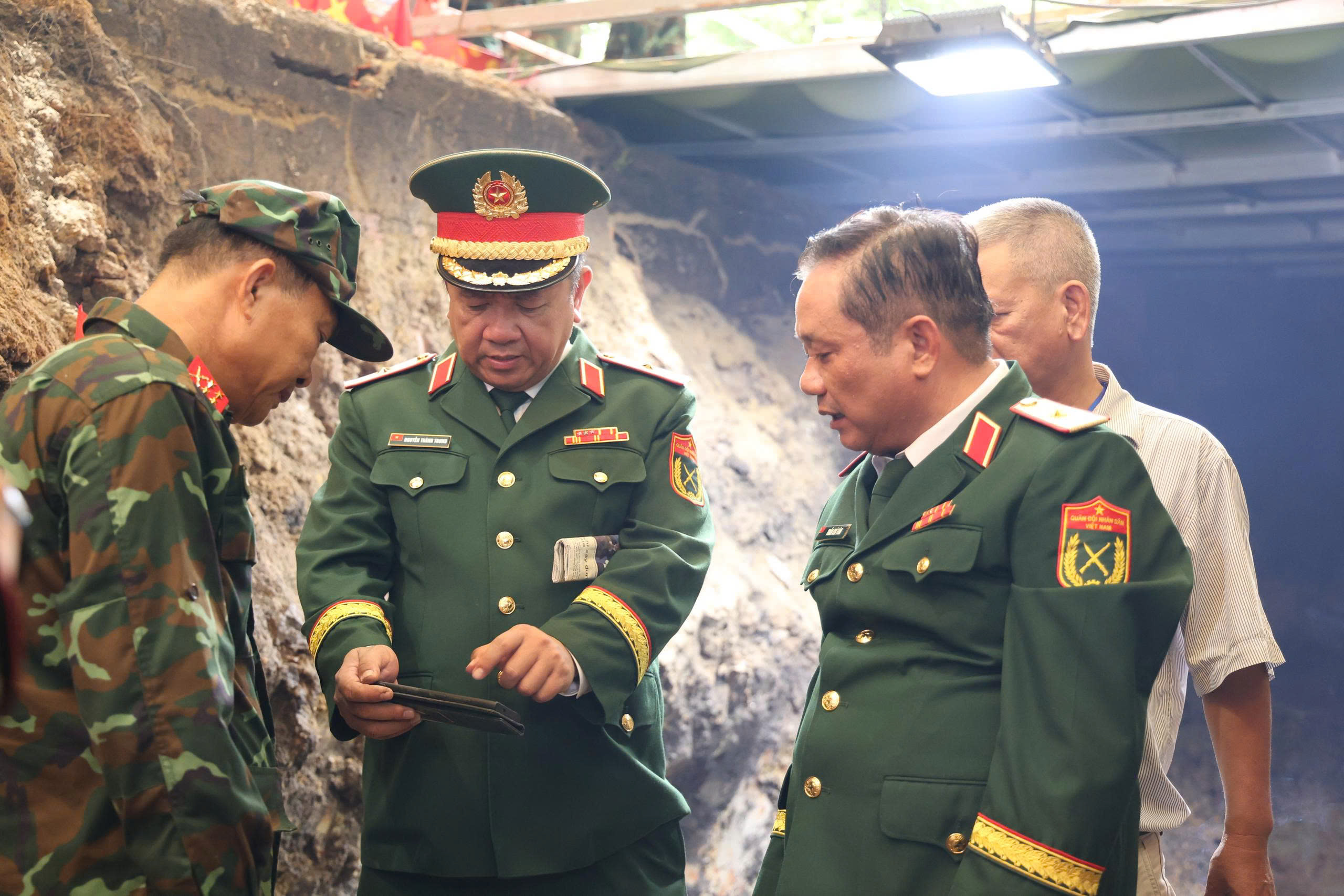 Gallery - Hình ảnh công tác quy tập hài cốt liệt sĩ tại Công viên Lê Thị Riêng - image 7