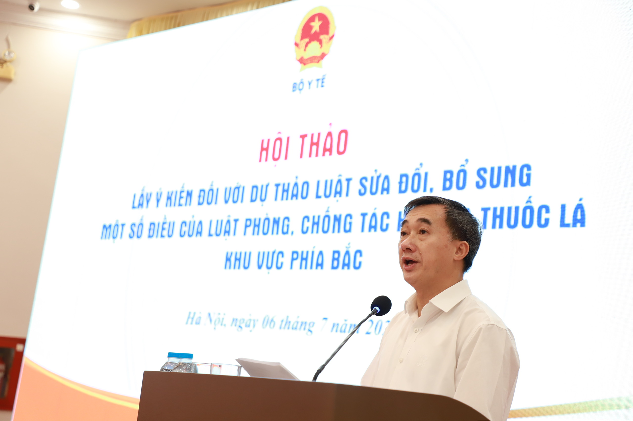 Bảo vệ thế hệ trẻ trước làn sóng nicotine mới: Bộ Y tế đề xuất cấm dưới mọi hình thức- Ảnh 2.