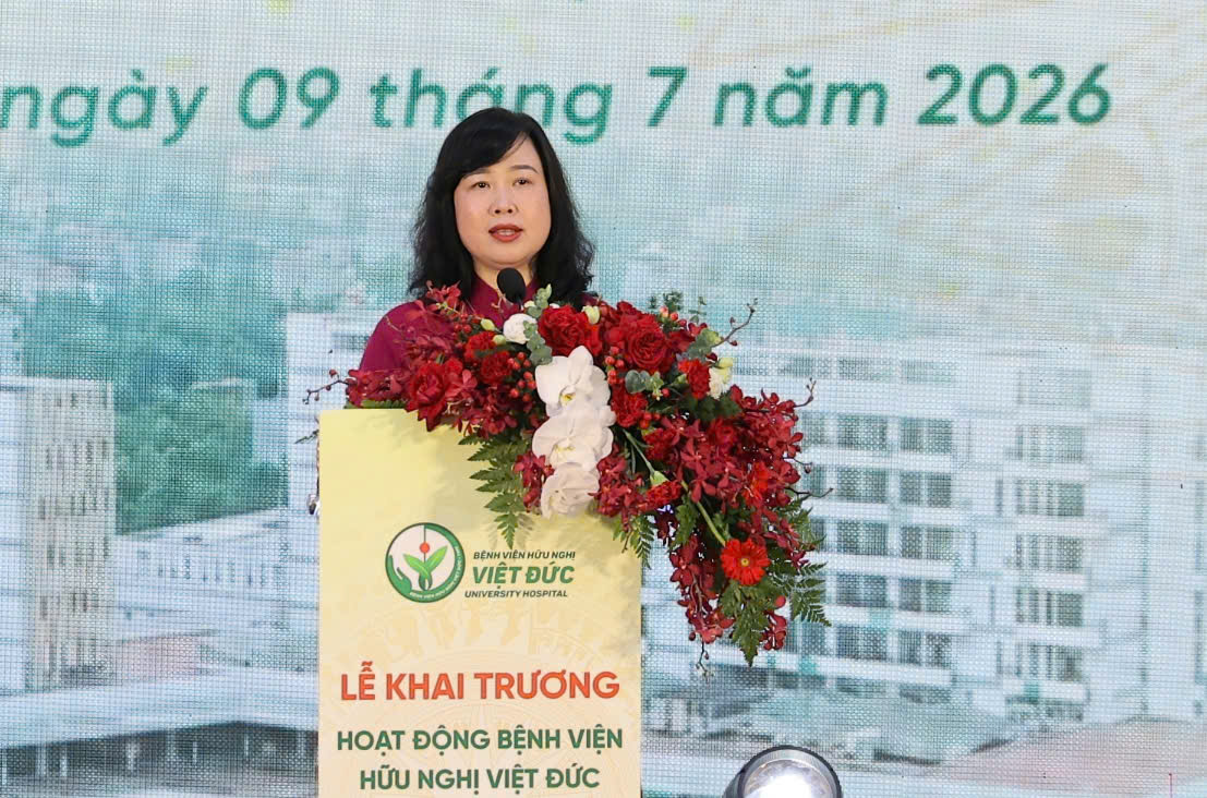 Bộ trưởng Bộ Y tế Đào Hồng Lan khai trương Bệnh viện Hữu nghị Việt Đức cơ sở Ninh Bình - Ảnh 2.