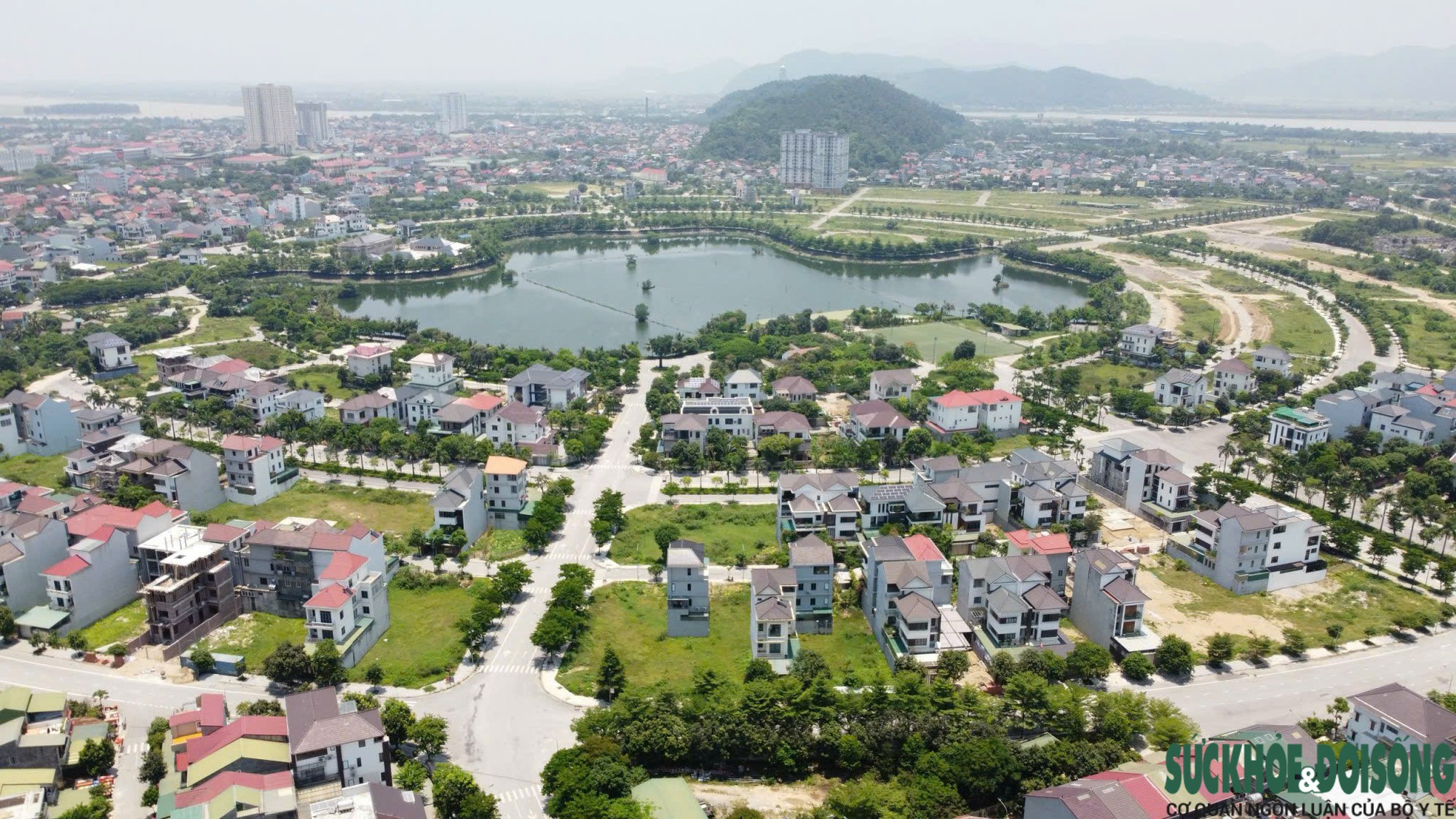 Nghệ An vẽ lại không gian phát triển, thu hút 110.450 tỷ đồng đăng ký đầu tư- Ảnh 2.