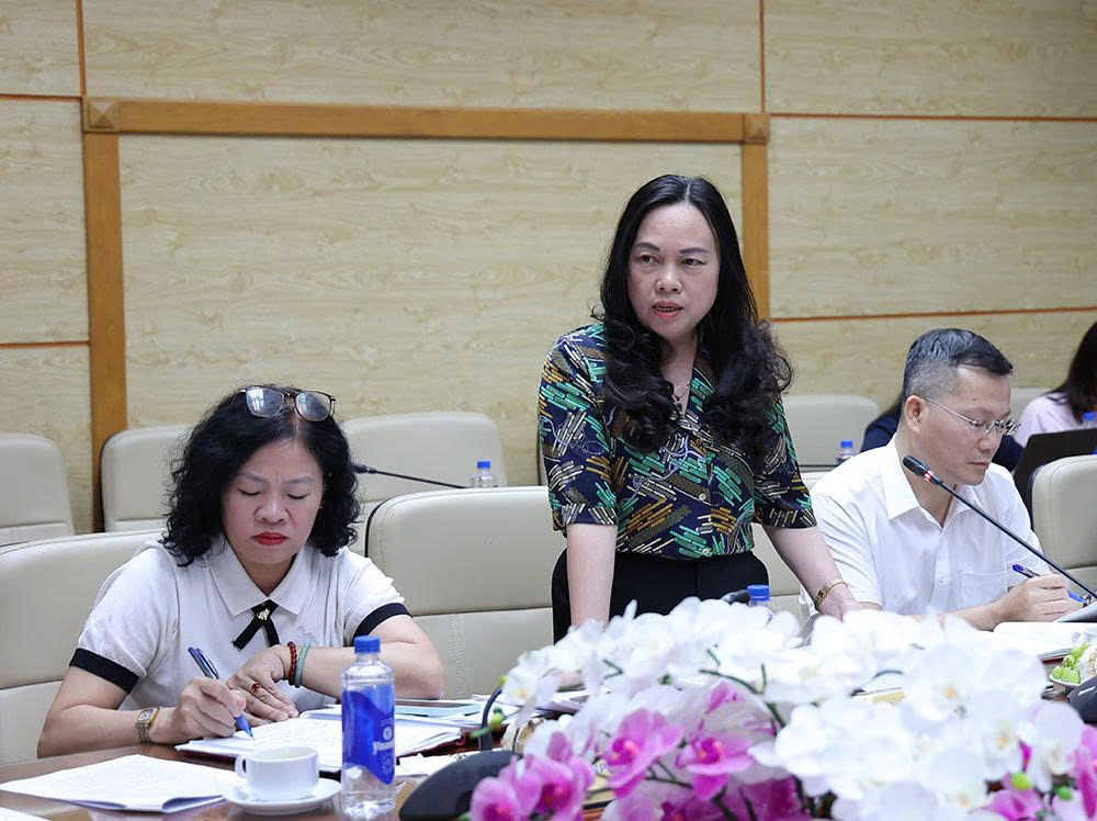 Gallery - Bộ trưởng Đào Hồng Lan: Chuẩn bị các điều kiện tổ chức kiểm tra đánh giá năng lực hành nghề KCB từ 1/1/2027 - image 8