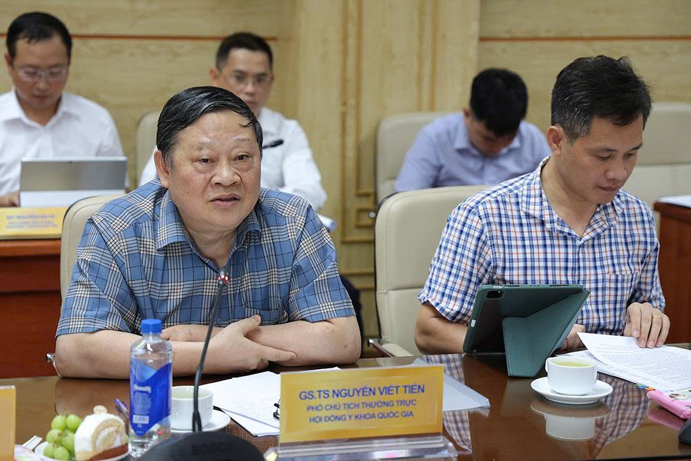 Bộ trưởng Đào Hồng Lan: Chuẩn bị đầy đủ các điều kiện để tổ chức kiểm tra đánh giá năng lực hành nghề khám chữa bệnh từ 1/1/2027 - Ảnh 4.