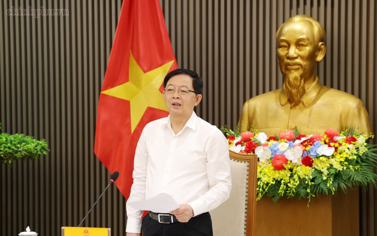 Chính Sách Phát Triển Việc Làm Bền Vững Để Thích Ứng Với Thay Đổi Kinh Tế
