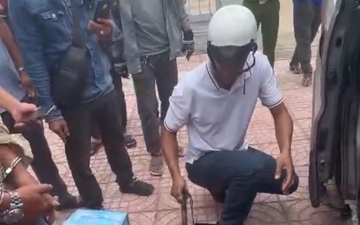 Khởi tố nhóm đối tượng trộm chó, dùng dao chém người dân trọng thương- Ảnh 2.