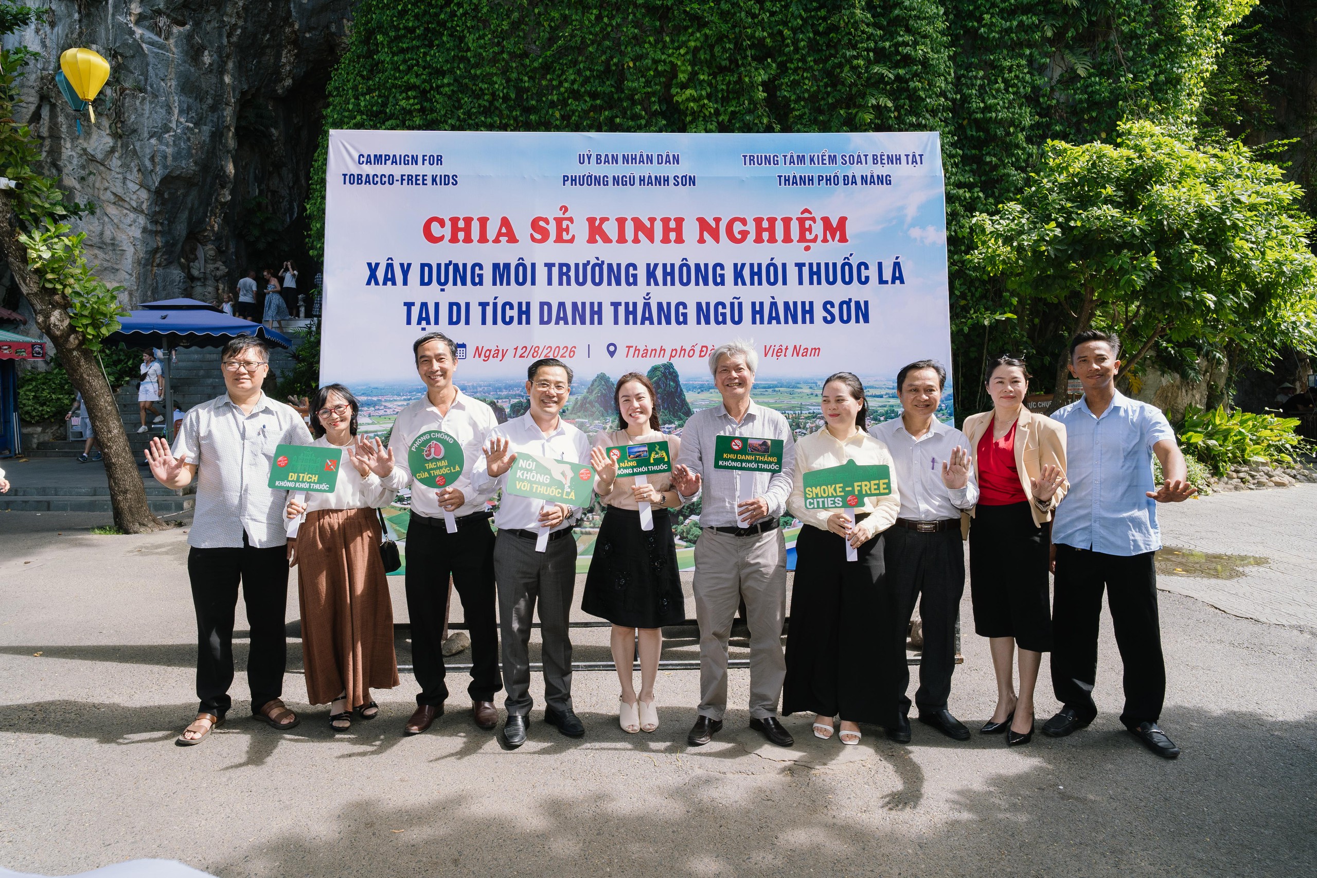 Xây dựng Di tích Danh thắng Ngũ Hành Sơn thành mô hình điểm không khói thuốc- Ảnh 5.