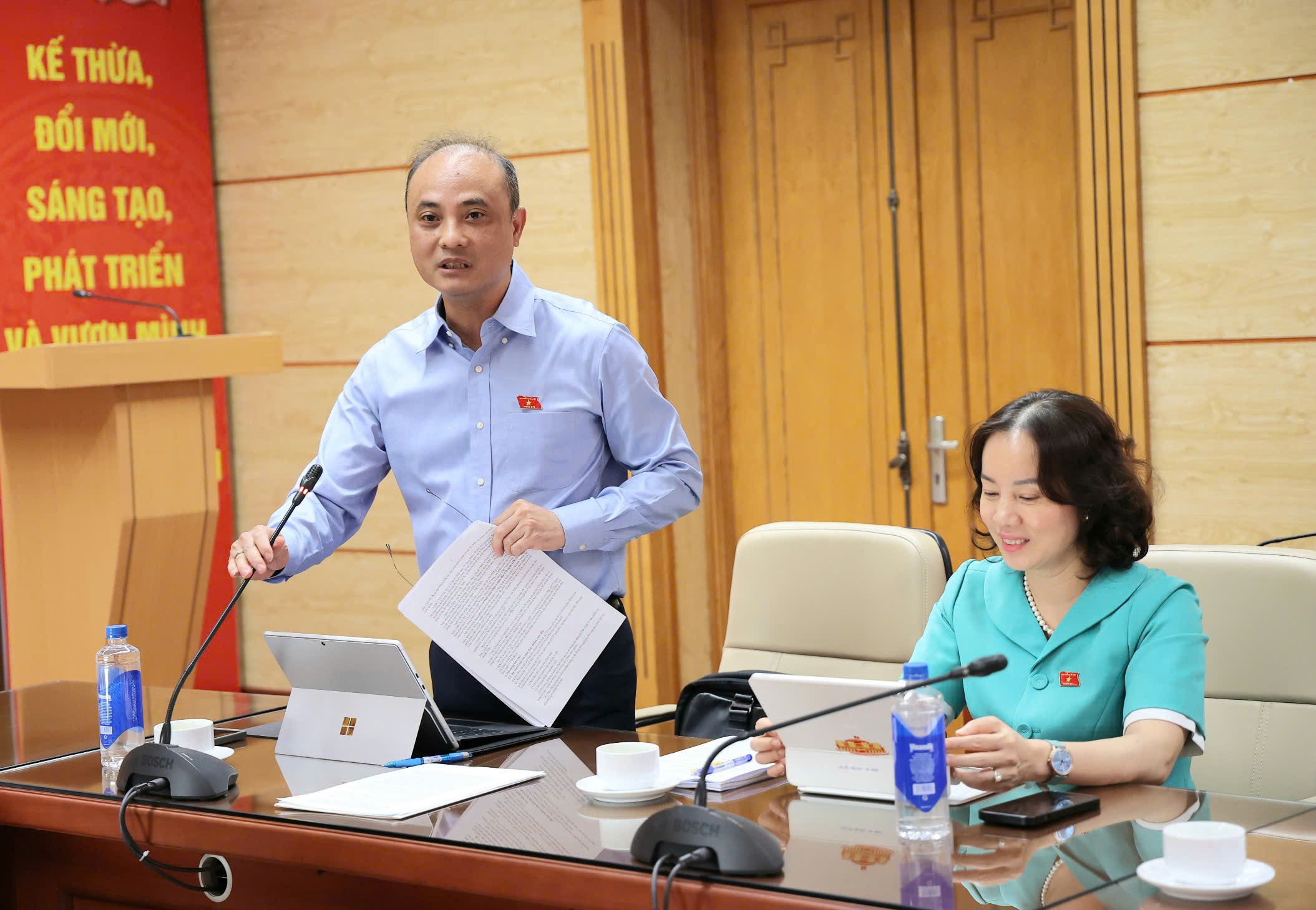 Bộ trưởng Đào Hồng Lan: Sửa Luật An toàn thực phẩm phải đáp ứng yêu cầu thực tiễn, bảo vệ sức khỏe người dân- Ảnh 3.