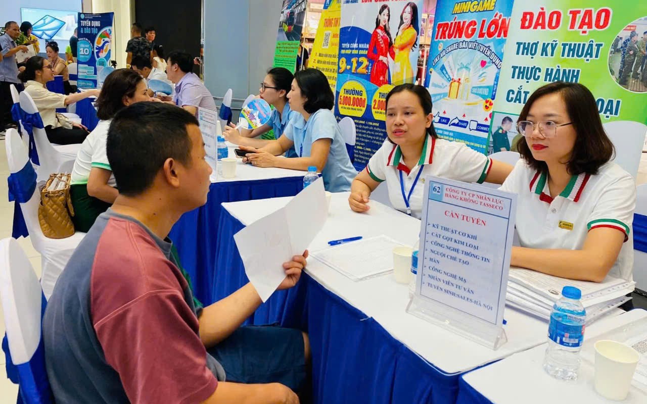 Chế độ với hiệu trưởng, hiệu phó dôi dư muốn nghỉ việc- Ảnh 2.
