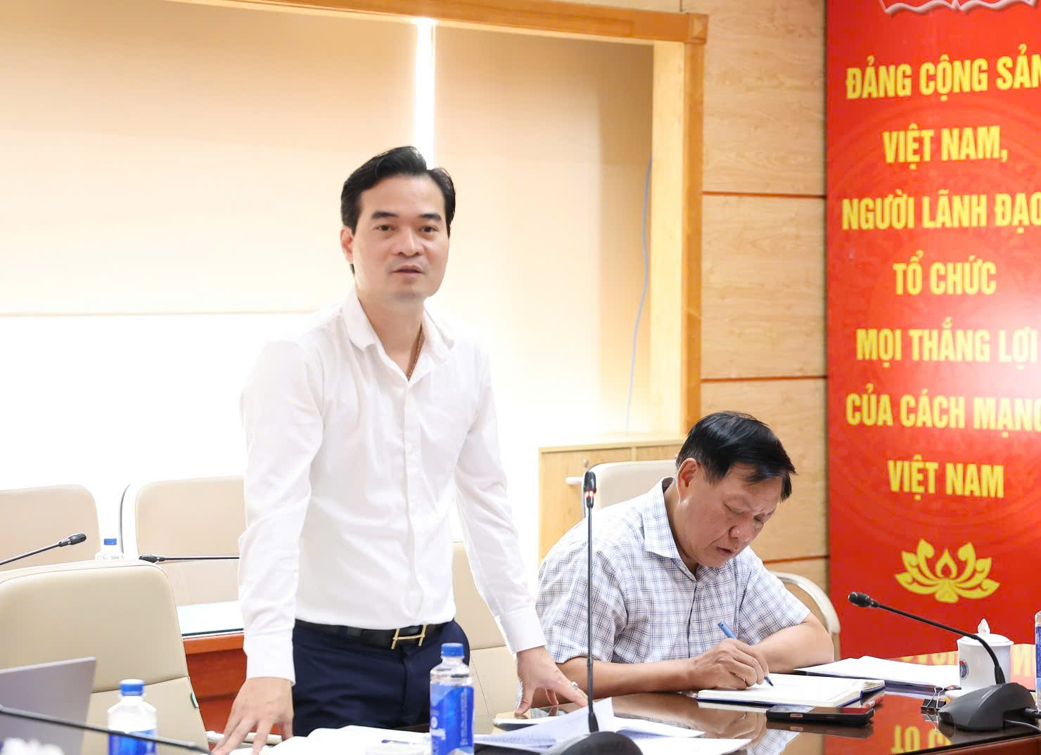 Bộ trưởng Đào Hồng Lan: Sửa Luật An toàn thực phẩm phải đáp ứng yêu cầu thực tiễn, bảo vệ sức khỏe người dân- Ảnh 5.