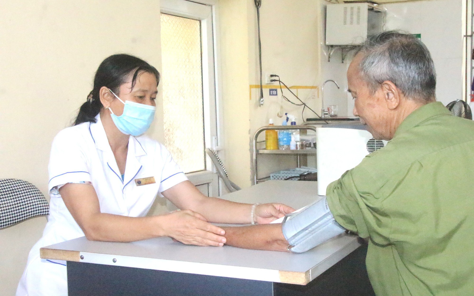 Bốn đơn vị sự nghiệp công lập thuộc Sở Y tế Hải Phòng xếp hạng I- Ảnh 2.