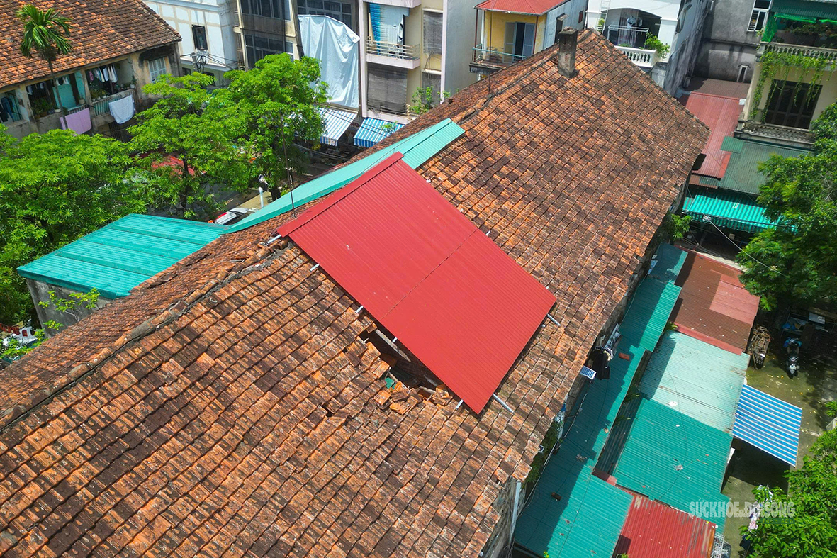 Cận cảnh khu tập thể hơn 50 năm tuổi xuống cấp giữa Hà Nội - Ảnh 8.