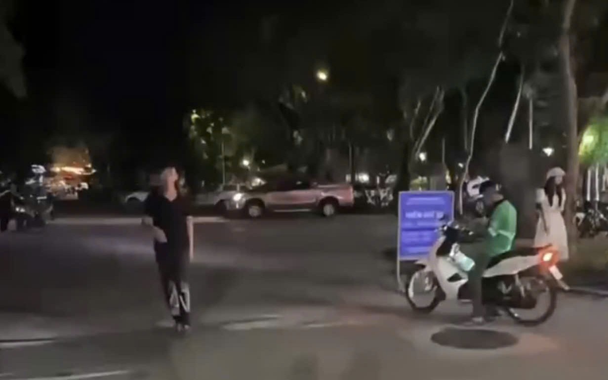 Bệnh viện ở Nghệ An miễn phí gửi xe cho người bệnh, người nhà- Ảnh 4.