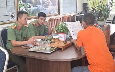 Chủ tài khoản Facebook đăng thông tin sai sự thật về chế độ, chính sách người nghèo - Ảnh 2.