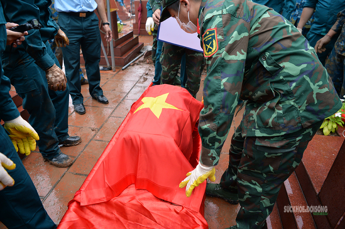Chiến sĩ Phòng không - Không quân lấy mẫu ADN, tìm lại danh tính liệt sĩ- Ảnh 12.