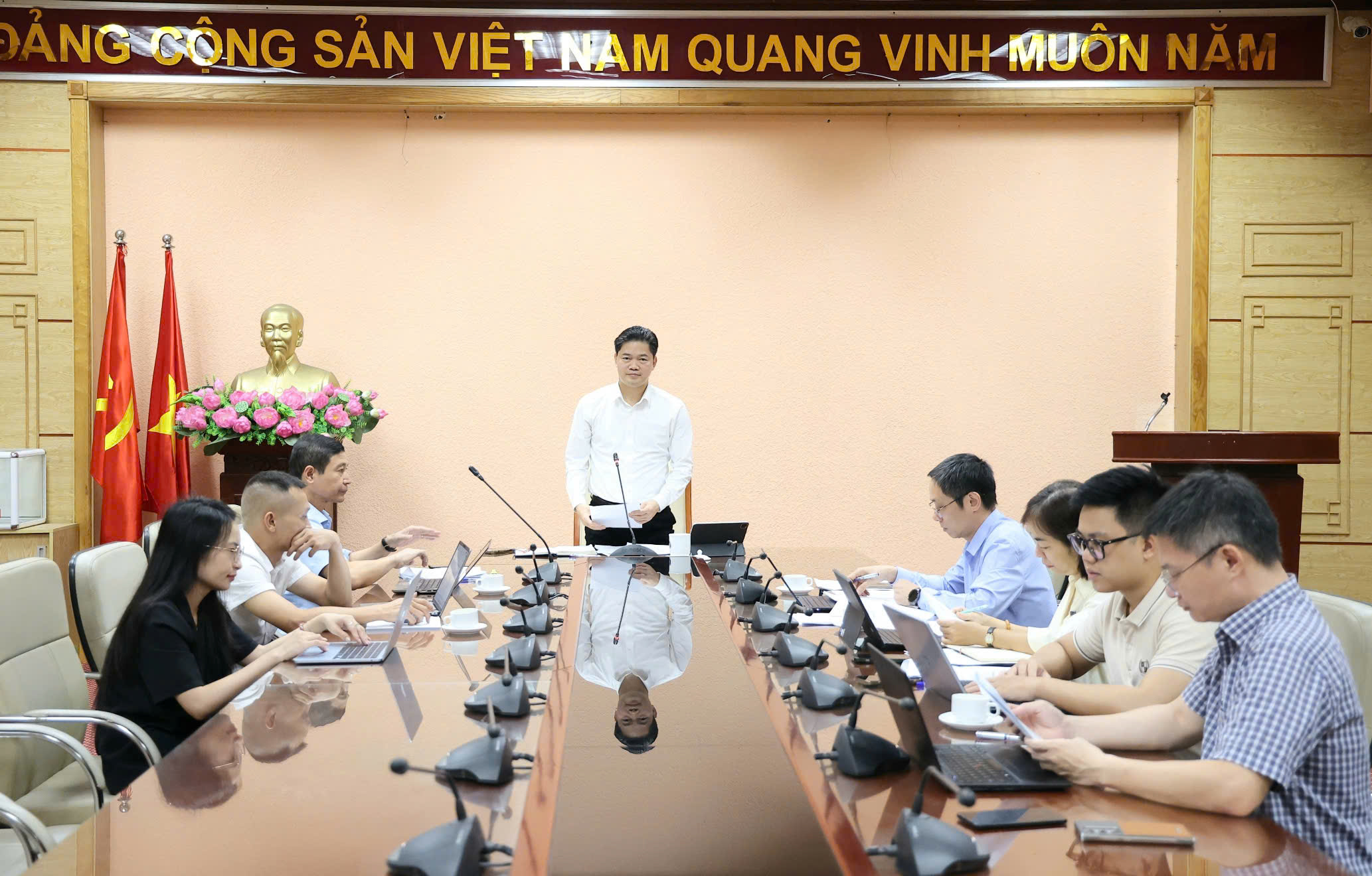 Bộ Y tế cập nhật danh mục thuốc y học cổ truyền trong thanh toán BHYT - Ảnh 4.