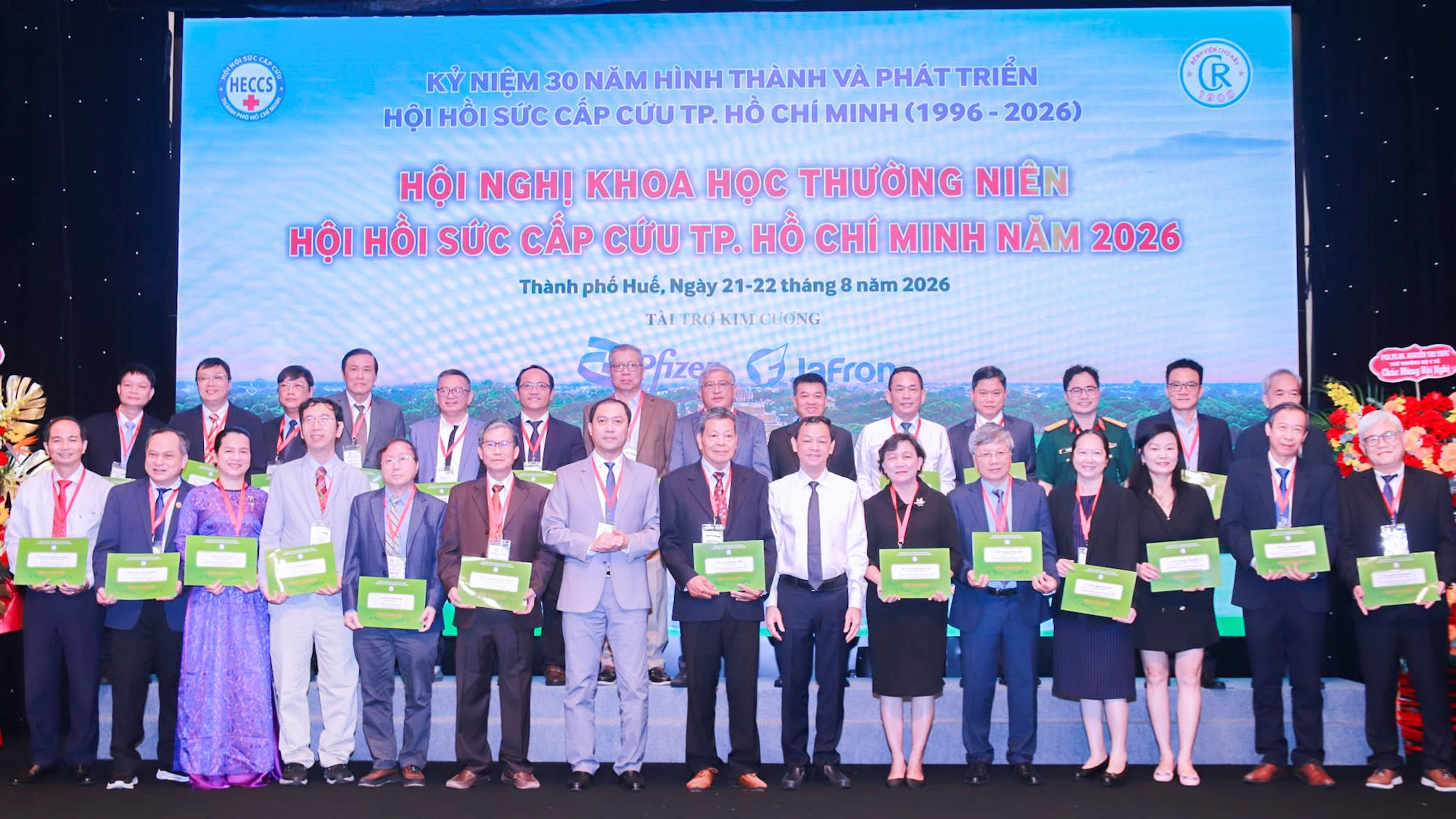 Hồi sức cấp cứu chuyển mạnh sang điều trị chuyên sâu, chính xác và cá thể hóa - Ảnh 4.