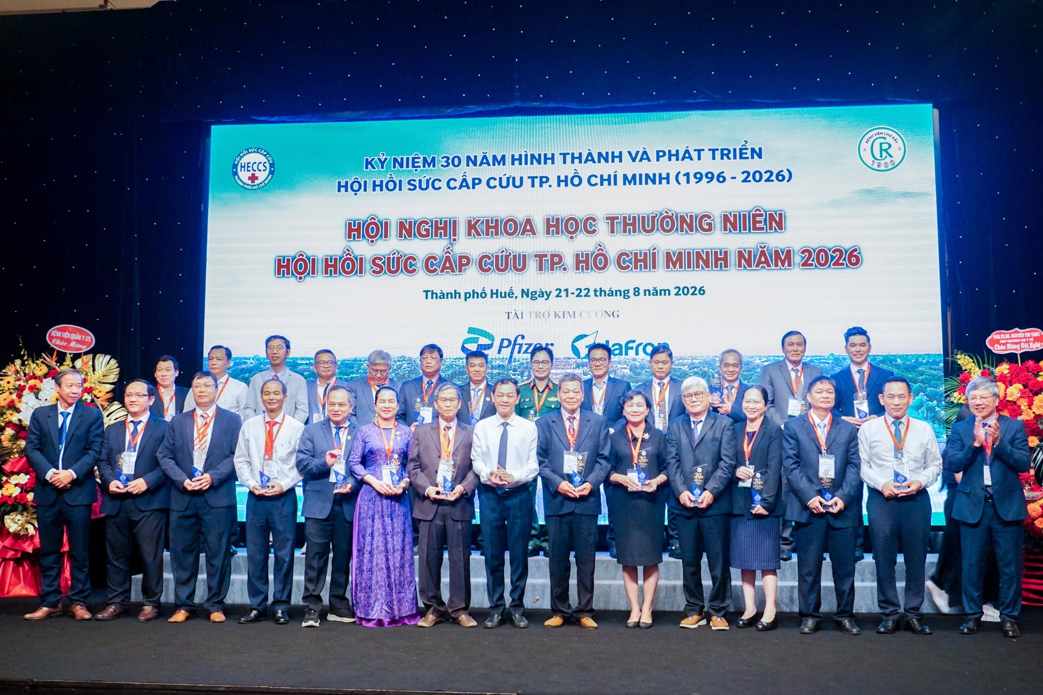 Hồi sức cấp cứu chuyển mạnh sang điều trị chuyên sâu, chính xác và cá thể hóa - Ảnh 5.