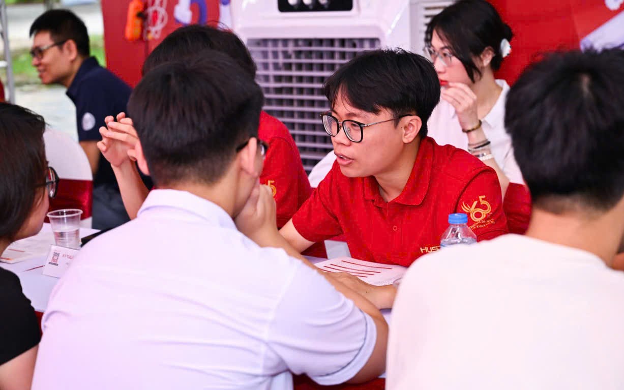 Tuyển Sinh Đại Học 2026: Hơn 633.000 Thí Sinh Nhập Học Thành Công