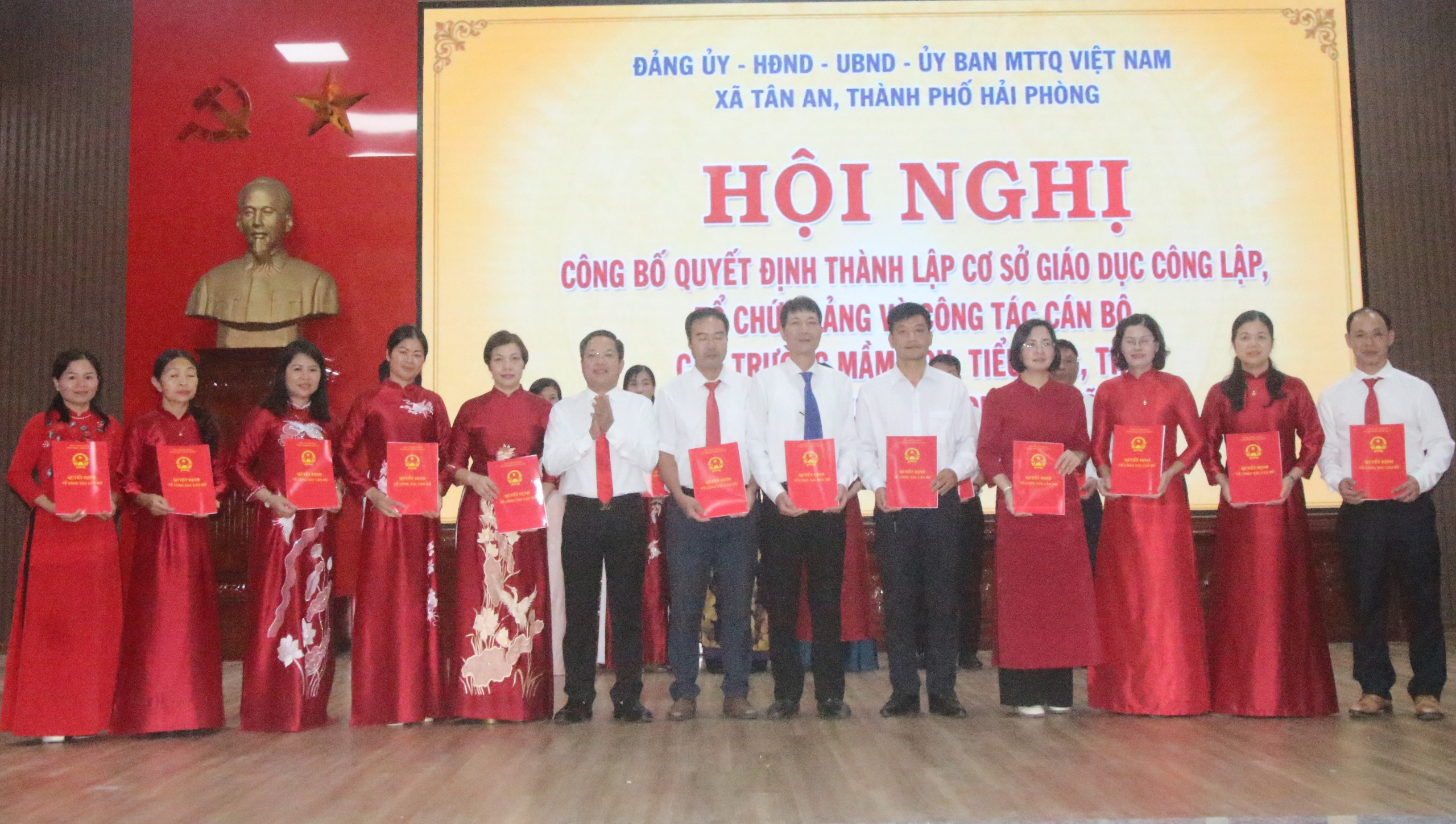Trường học ở Hải Phòng sau sắp xếp sẵn sàng cho năm học mới - Ảnh 15.