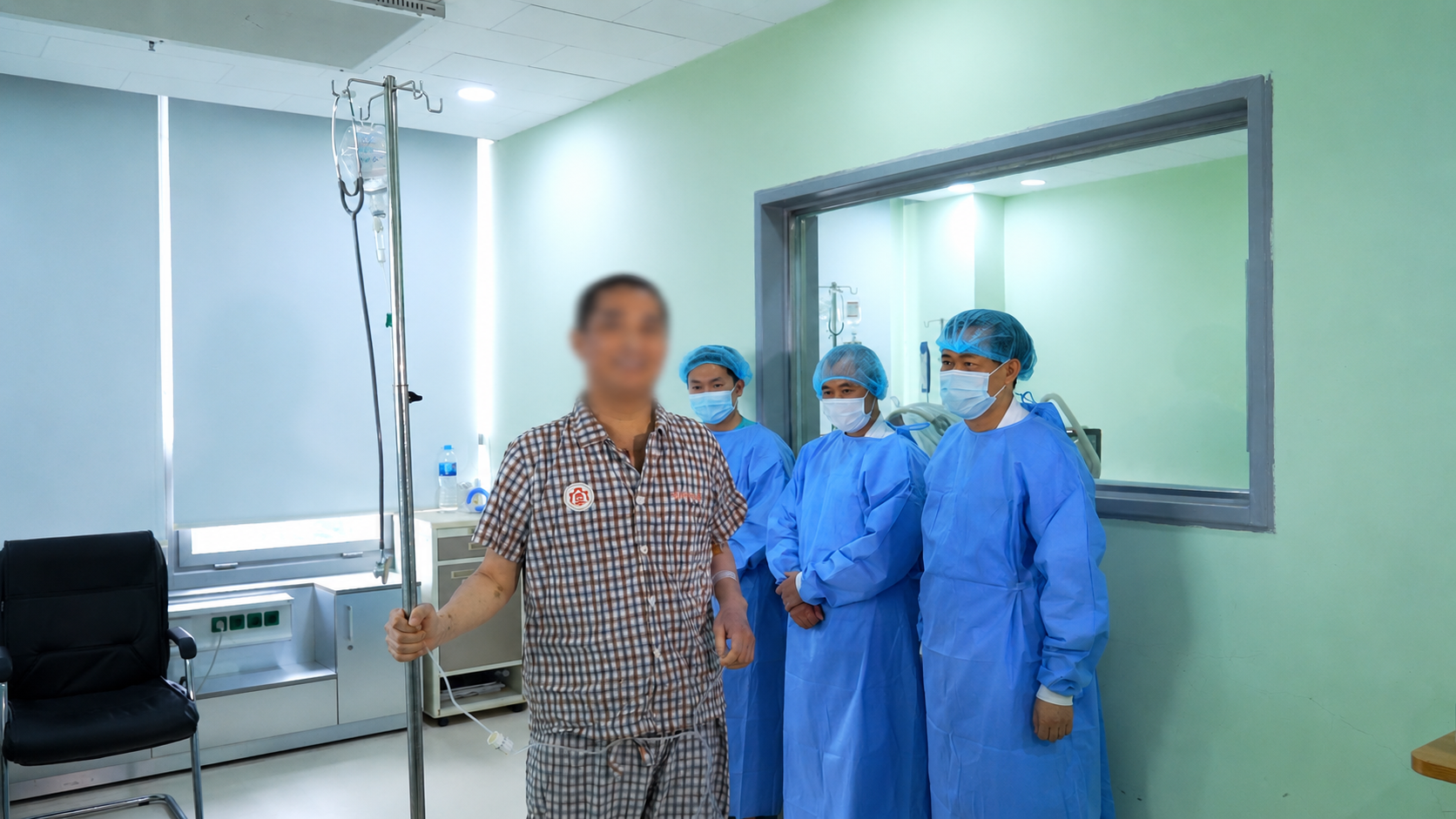 Ghép tim lần thứ hai cho nam bệnh nhân: Một quyết định trong thời khắc sinh tử- Ảnh 4.