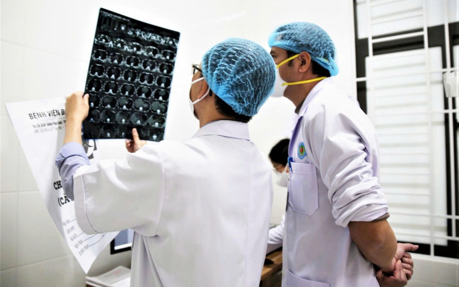 Tác hại của thuốc lá với người mắc bệnh mạn tính - Ảnh 2.