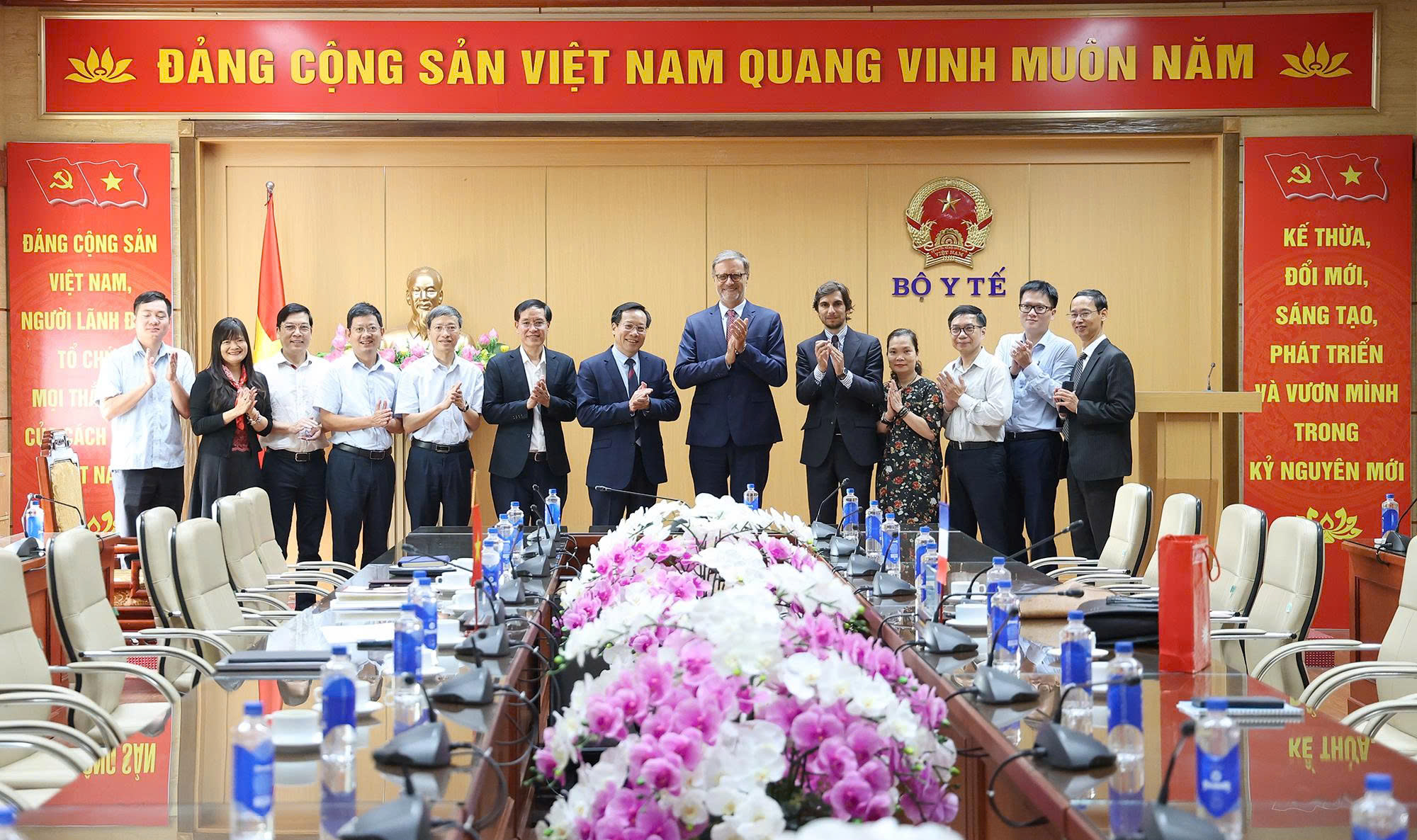 Việt Nam – Pháp thúc đẩy hợp tác y tế, mở rộng lĩnh vực mới, thiết thực- Ảnh 5.