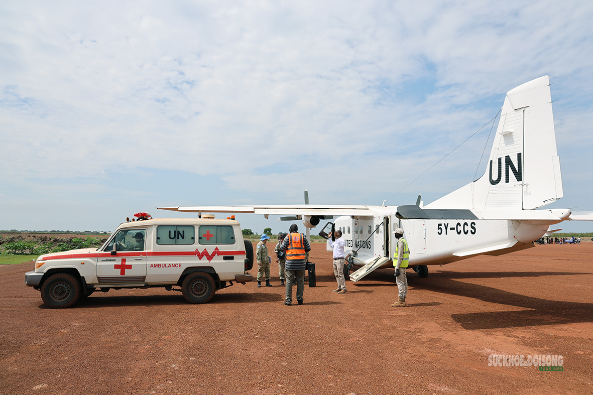 Hai Tổ Cấp cứu đường không Việt Nam đồng loạt kích hoạt nhiệm vụ khẩn tại Nam Sudan- Ảnh 6.
