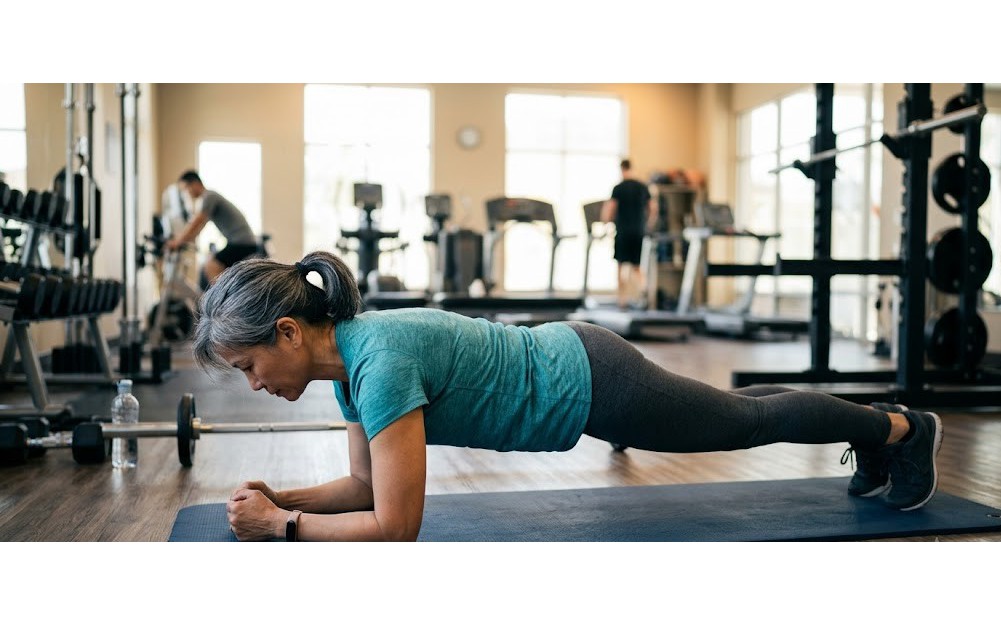 Plank 30 ngày: Giữ lâu hay tăng độ khó để tăng cơ lõi? - Ảnh 3.