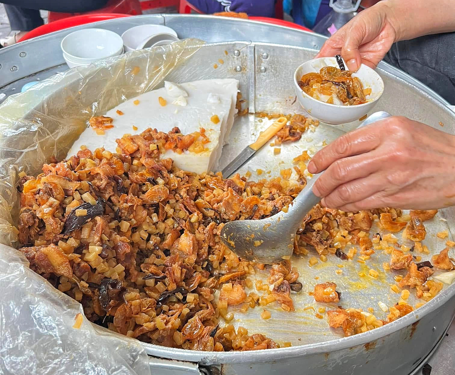 Những đặc sản không thể bỏ lỡ khi đến Hải Phòng dịp lễ này- Ảnh 5.
