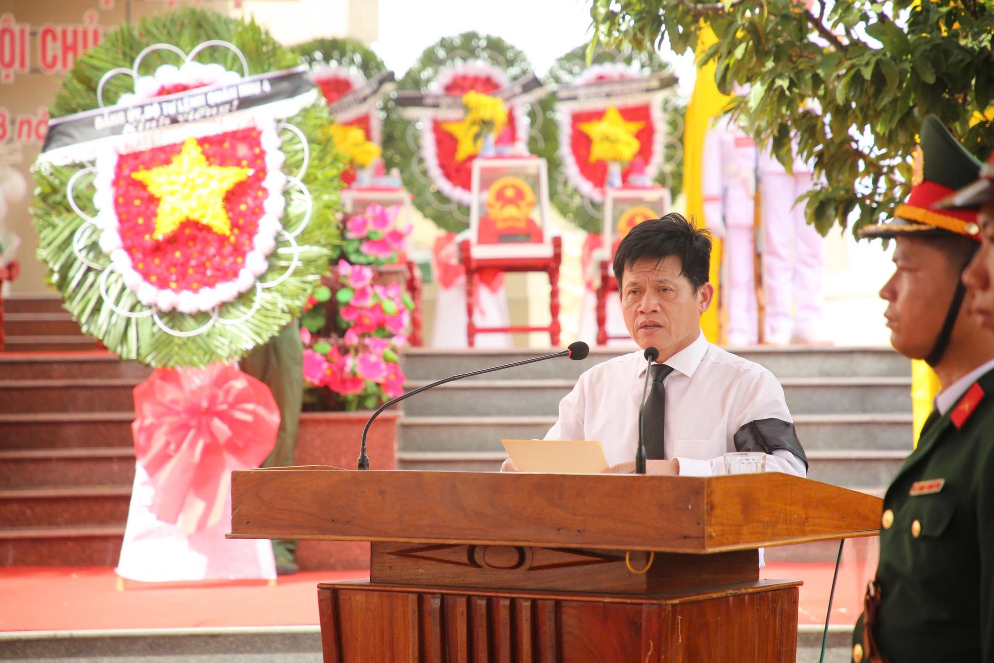 Gallery - An táng 13 hài cốt liệt sĩ được tìm thấy tại khu vực Câu Nhi - image 3