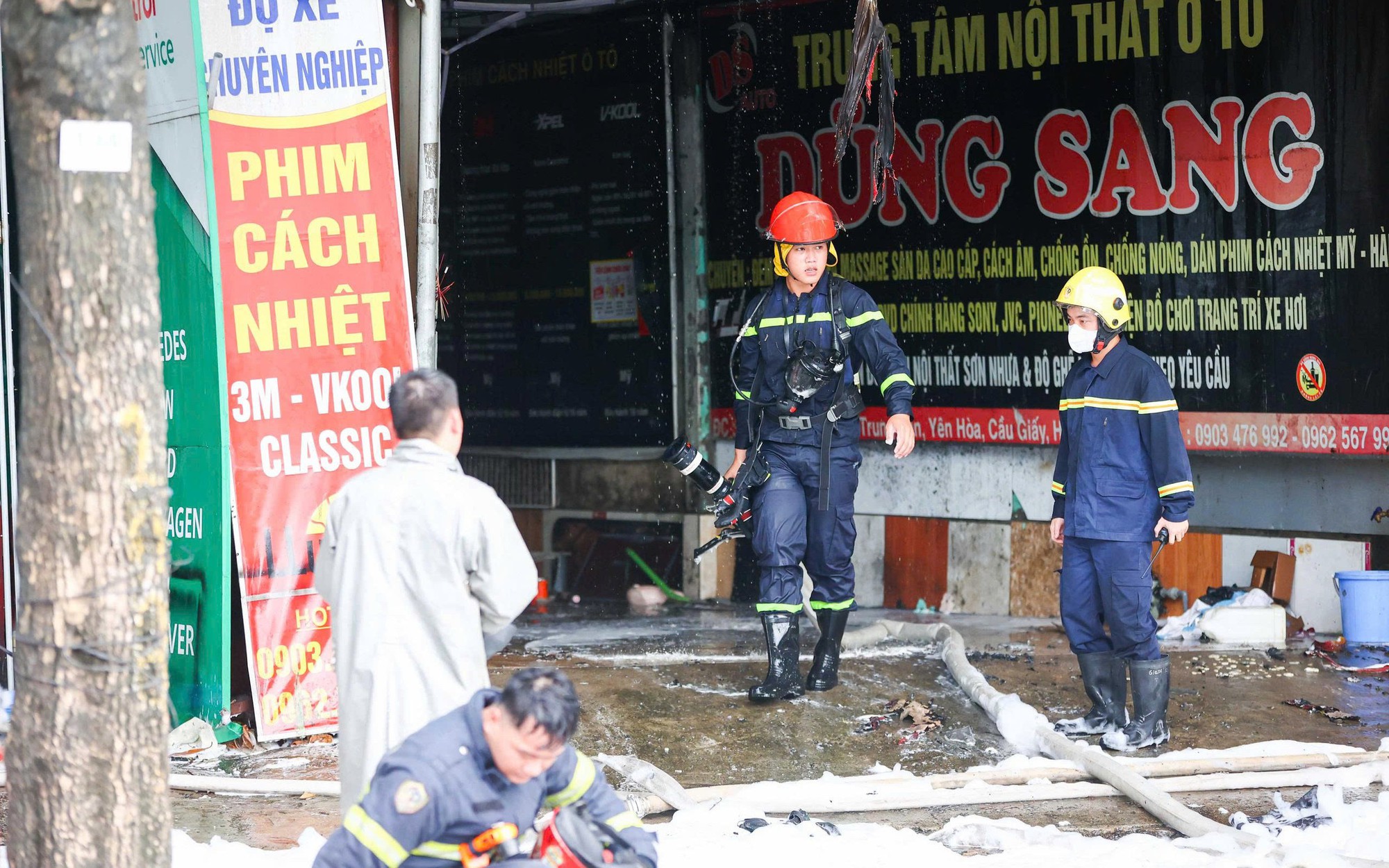 Cuộc Giải Cứu Kịp Thời Giữa Đêm: Cháy Nhà Tại Hà Nội