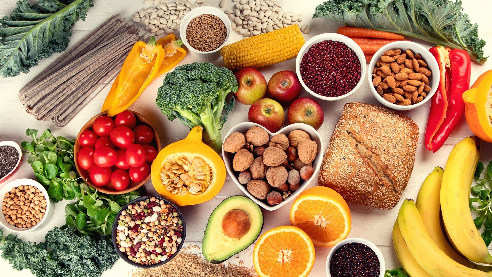 Tăng huyết áp - 'Kẻ giết người thầm lặng' và giải pháp kiểm soát nguy cơ cho hàng triệu người Việt - Ảnh 2.