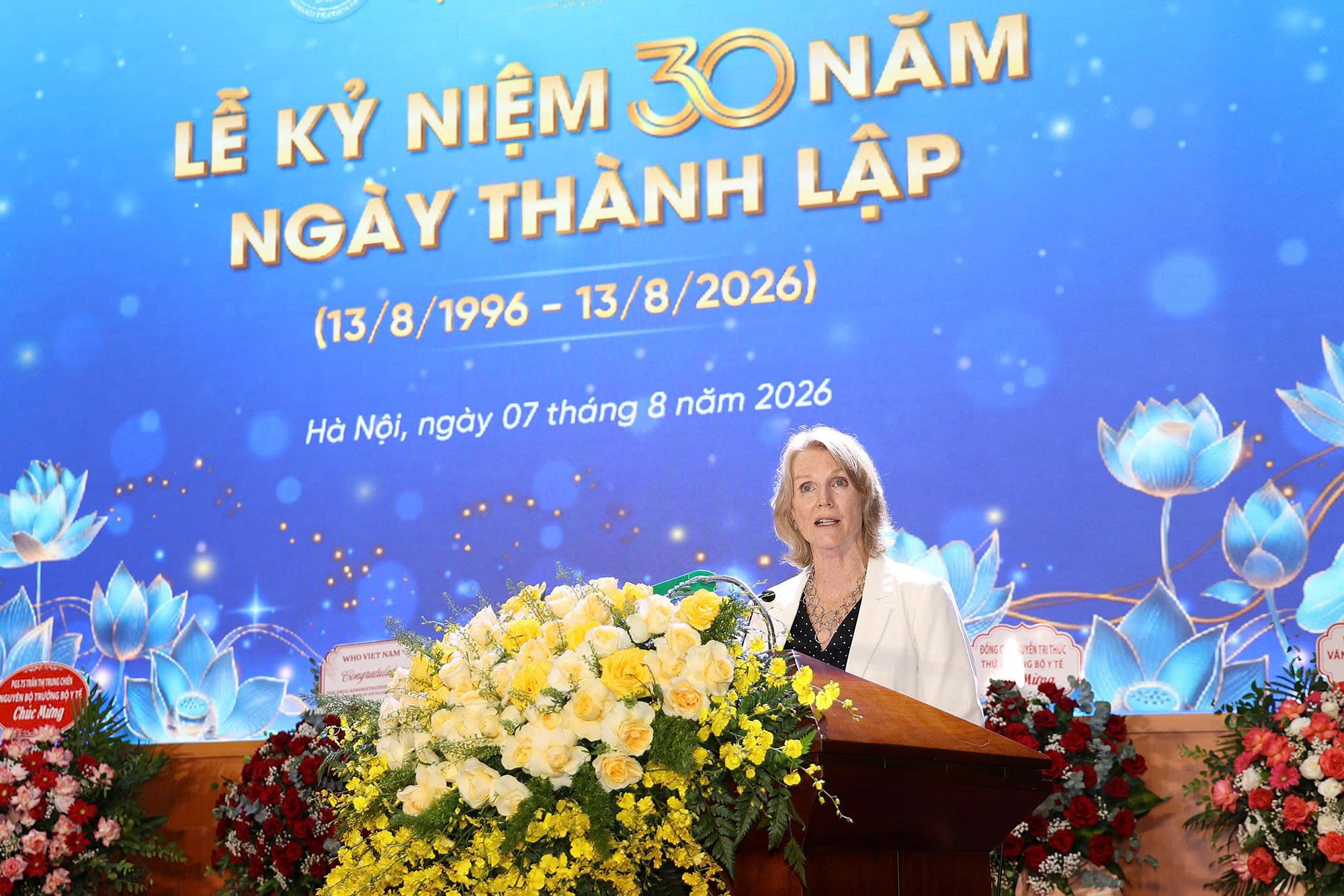 Bộ trưởng Đào Hồng Lan: Tiếp tục hoàn thiện thể chế, phát triển ngành dược ngang tầm khu vực- Ảnh 4.