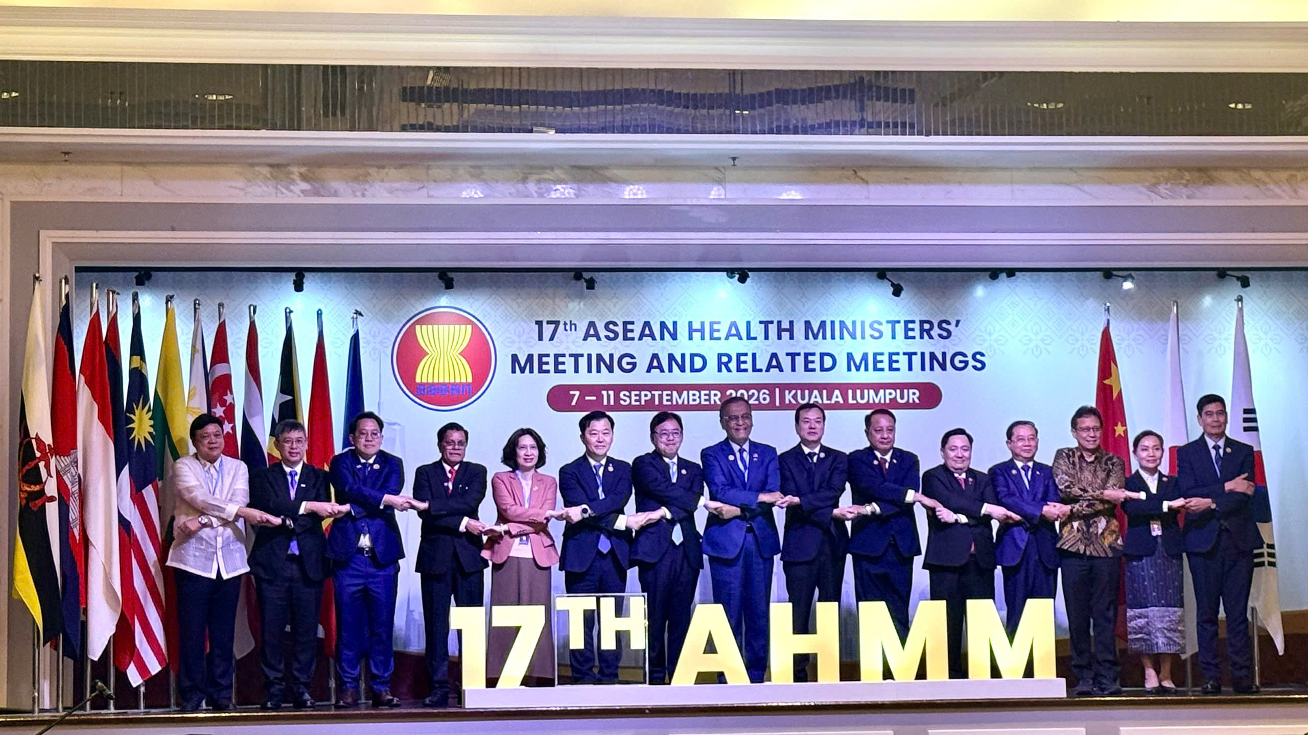 Thứ trưởng Bộ Y tế Nguyễn Thị Liên Hương tham dự AHMM 17 và các hội nghị cấp Bộ trưởng liên quan tại Malaysia- Ảnh 2.