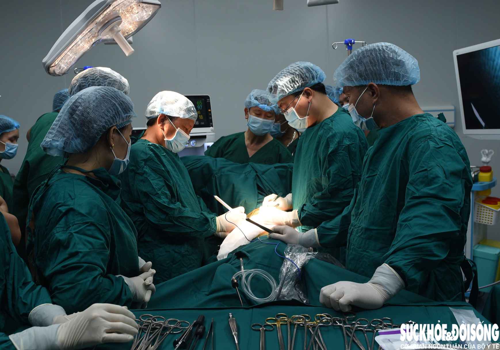 Gallery - Đưa kỹ thuật Ngoại lồng ngực chuyên sâu đến gần người dân Nghệ An - image 3