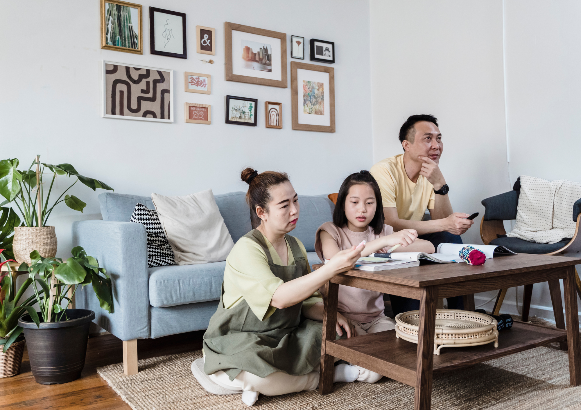 Phòng bệnh bắt đầu từ gia đình: Xây dựng môi trường sống khỏe - Ảnh 2.